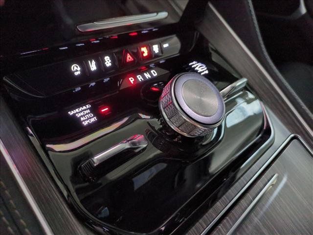 Used 2024 Jeep Wagoneer Series III AWD/4WD image 12
