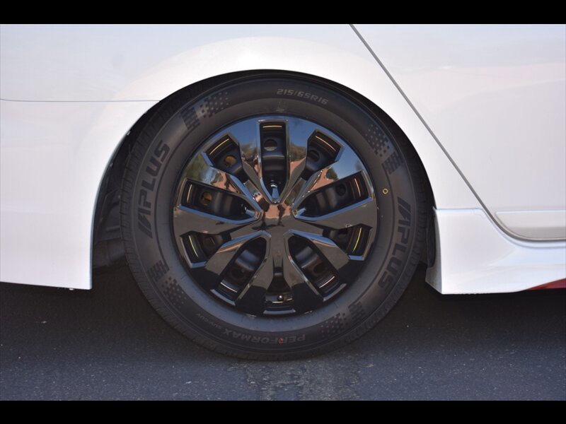Used 2019 Nissan Sentra NISMO w/ Protection Package FWD image 36