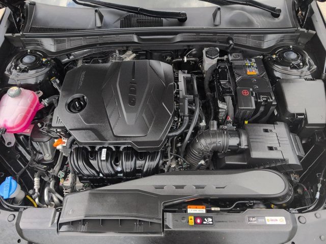 Used 2025 Hyundai Sonata SEL FWD image 34