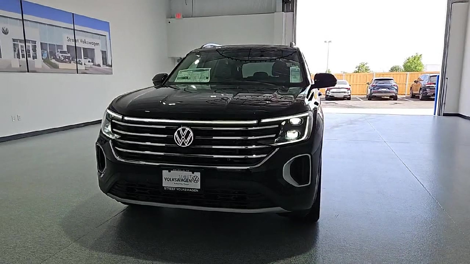 New 2026 Volkswagen Atlas SE FWD image 4