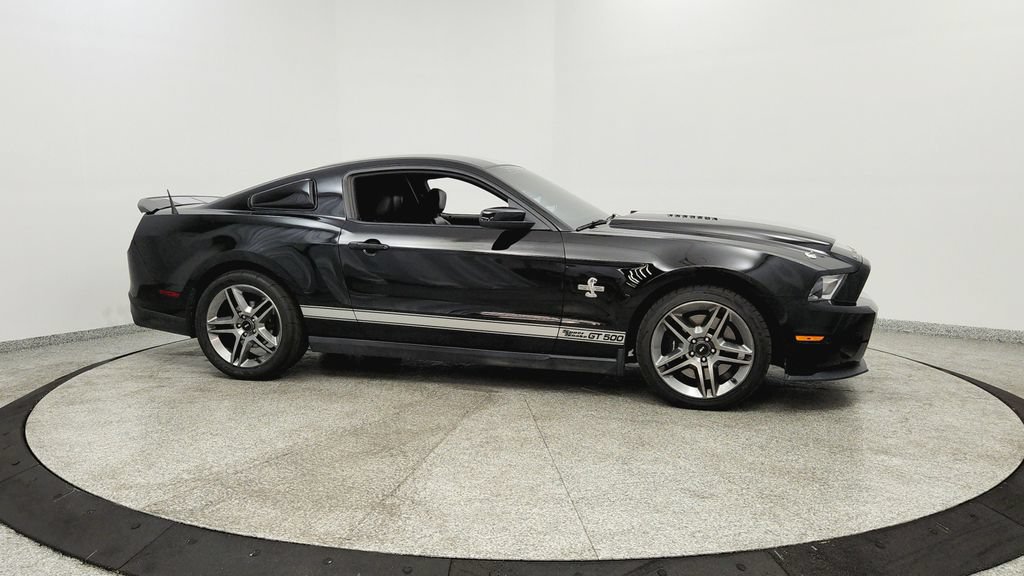Used 2010 Ford Mustang Shelby GT500 RWD image 6