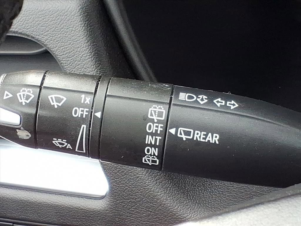 Used 2022 GMC Yukon SLE w/ Gmc Pro Safety Plus Package image 22