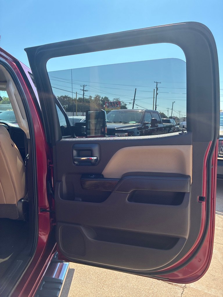 Used 2018 GMC Sierra 2500 Denali w/ Duramax Plus Package image 12