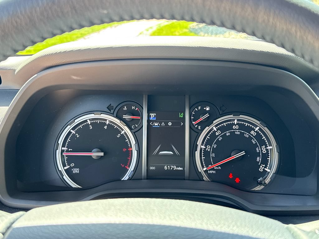 Used 2024 Toyota 4Runner Limited AWD/4WD image 16