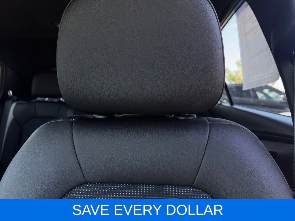Used 2025 Buick Envista Preferred w/ Convenience I Package FWD image 9