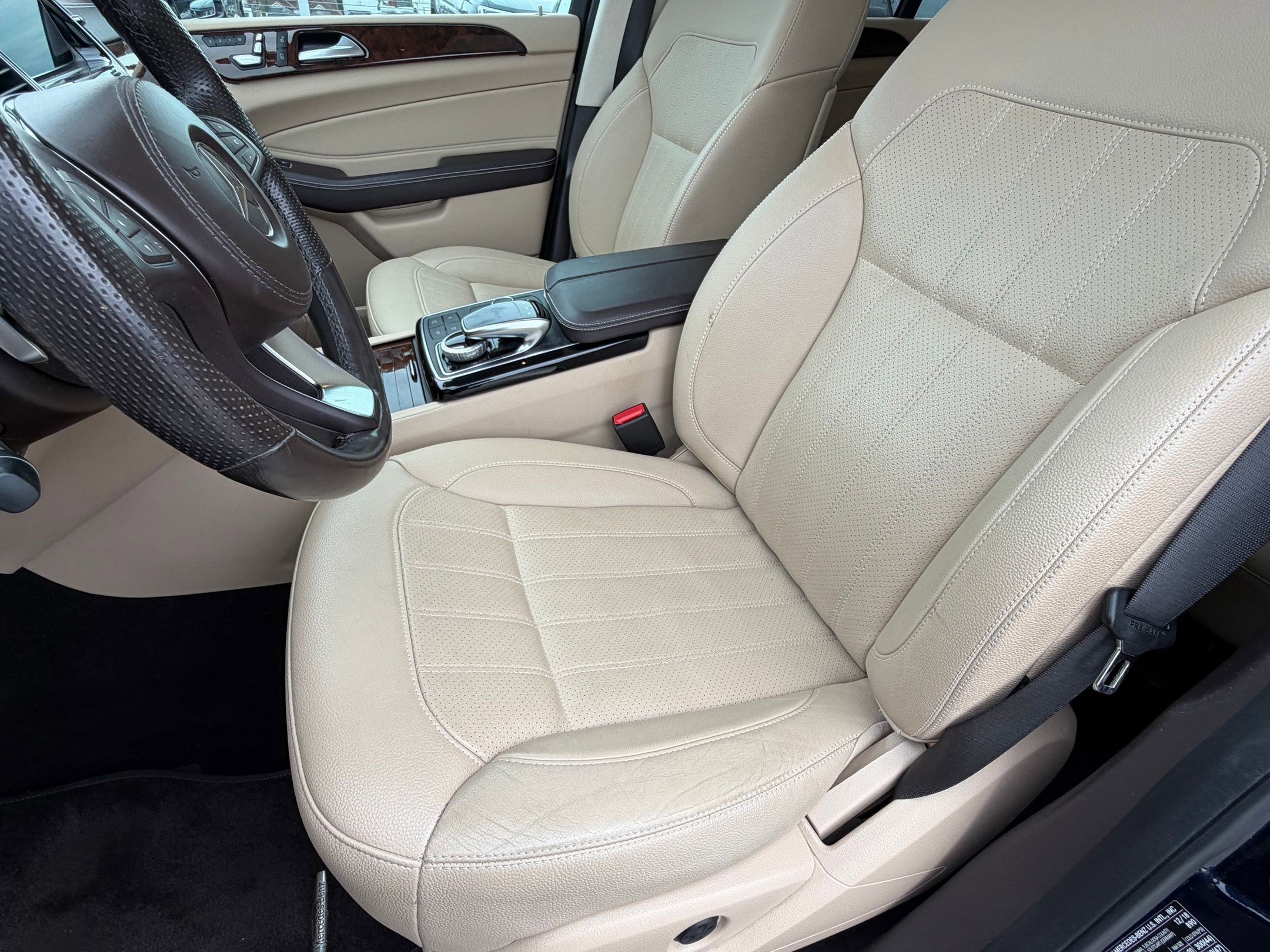 Used 2019 Mercedes-Benz GLS 450 4MATIC image 4