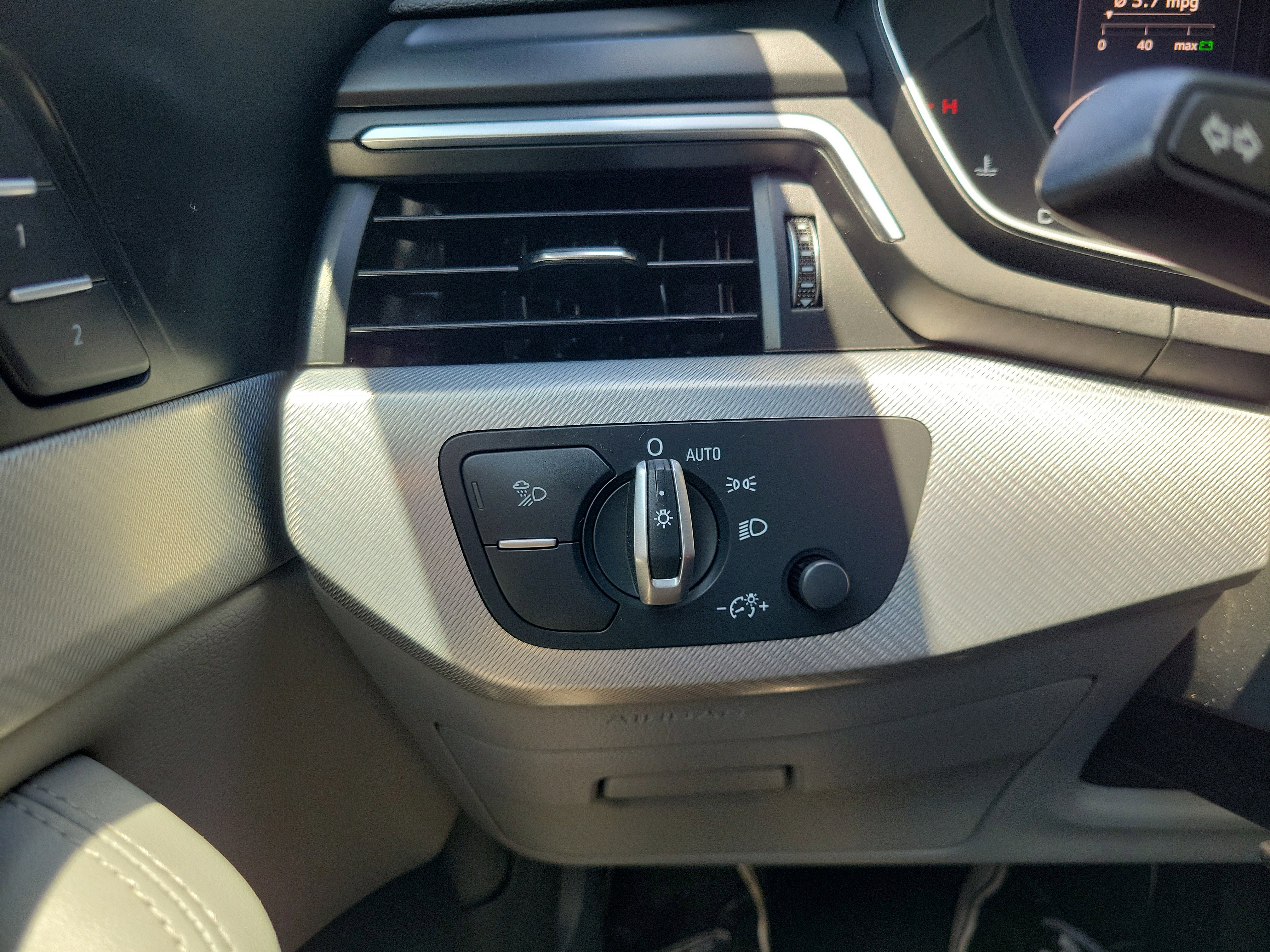 Used 2019 Audi A4 2.0T Premium Plus AWD/4WD image 27