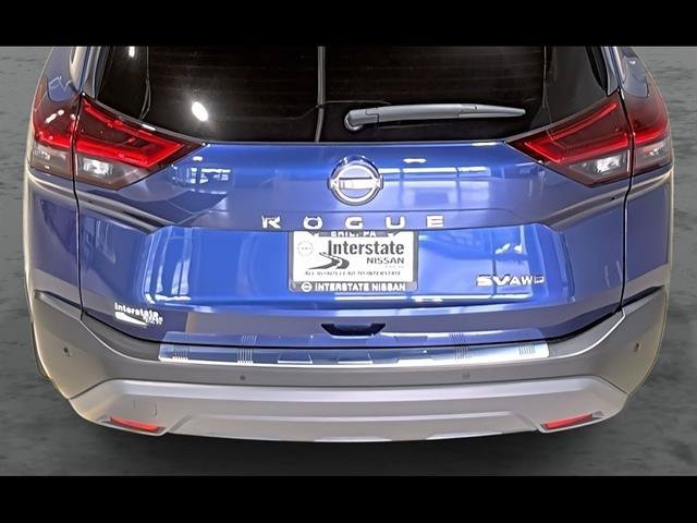 Used 2023 Nissan Rogue SV AWD/4WD image 12
