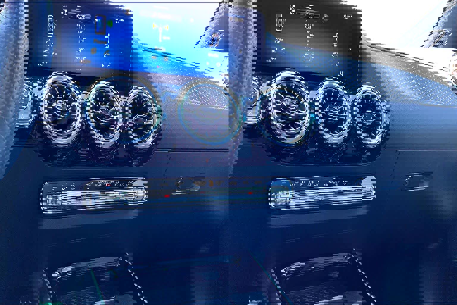 Used 2025 Mercedes-Benz GLA 35 AMG 4MATIC image 66