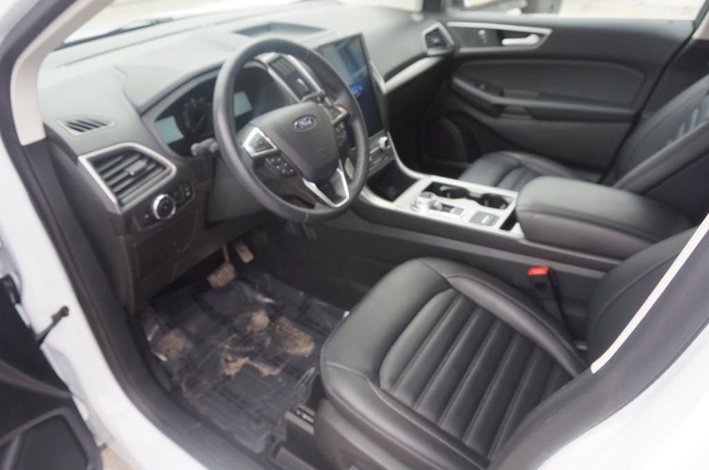 Used 2024 Ford Edge SEL w/ Convenience Package AWD/4WD image 9