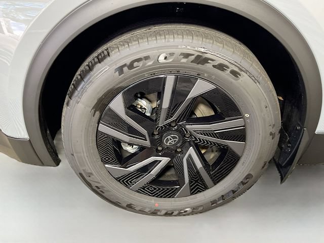 New 2026 Toyota C-HR AWD/4WD image 11