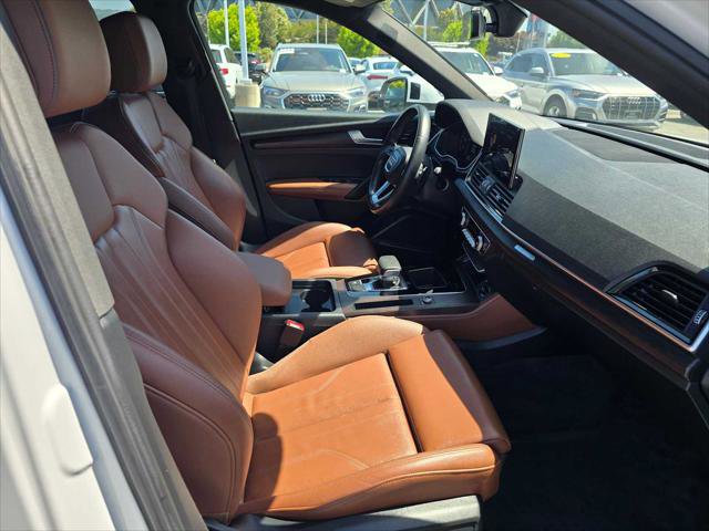 Used 2024 Audi Q5 2.0T Premium Plus w/ Premium Plus Package AWD/4WD image 12