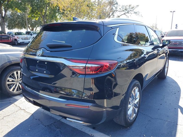 Used 2021 Buick Enclave Essence w/ Sound and Sites Package image 4