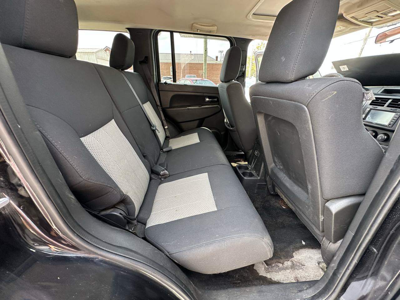 Used 2009 Jeep Liberty Sport AWD/4WD image 13