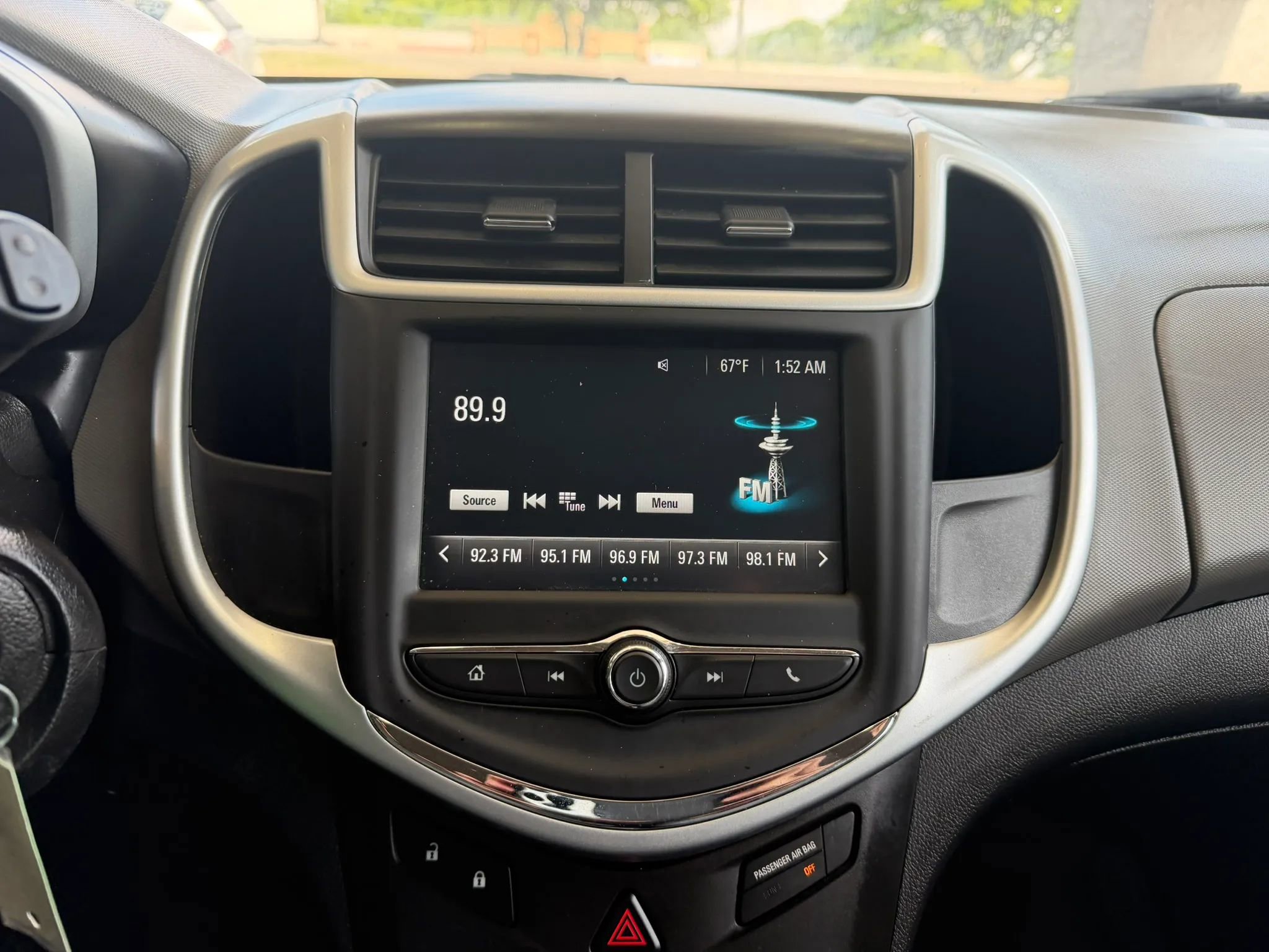 Used 2017 Chevrolet Sonic LT FWD image 15