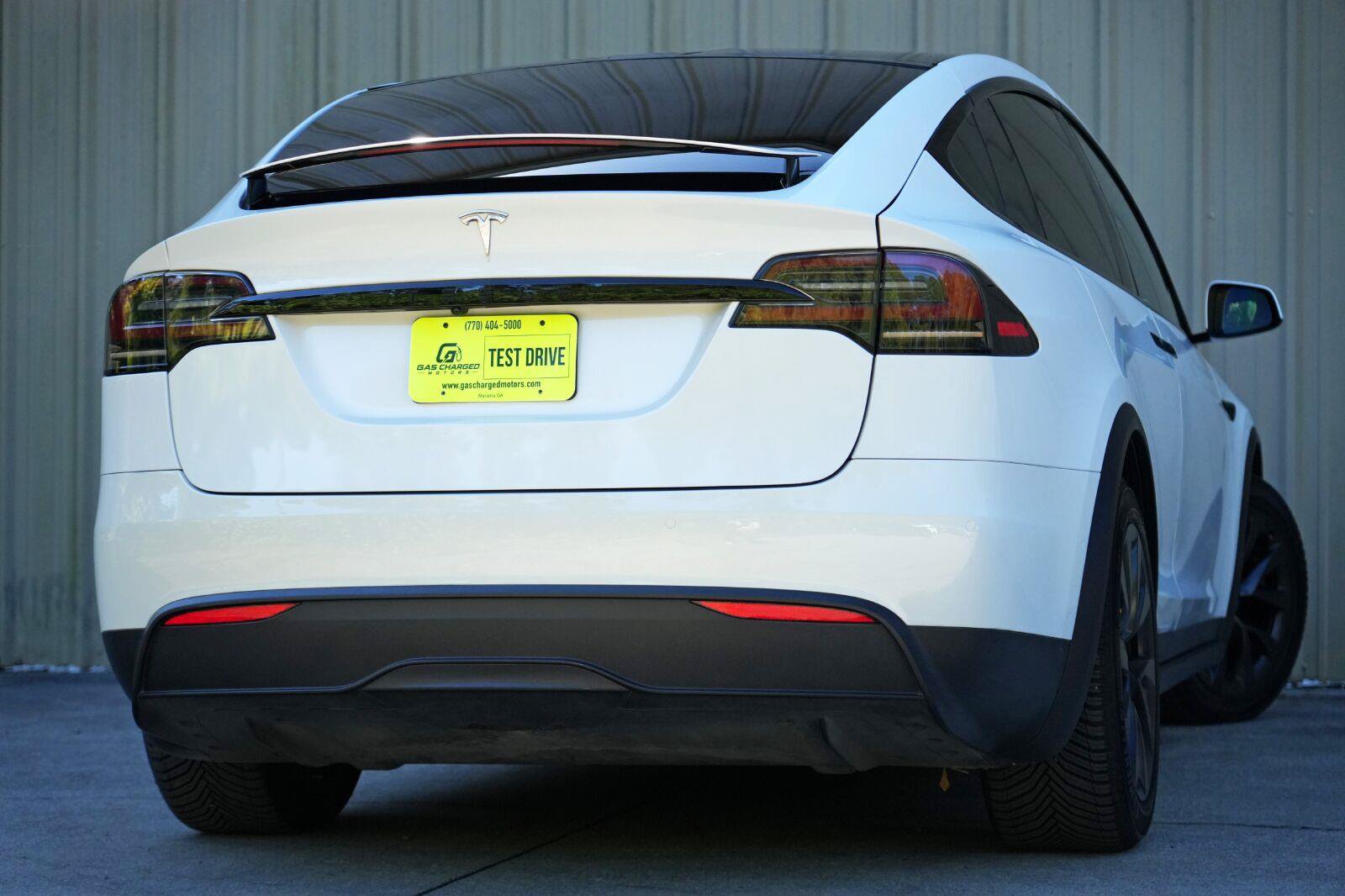 Used 2023 Tesla Model X AWD/4WD image 4