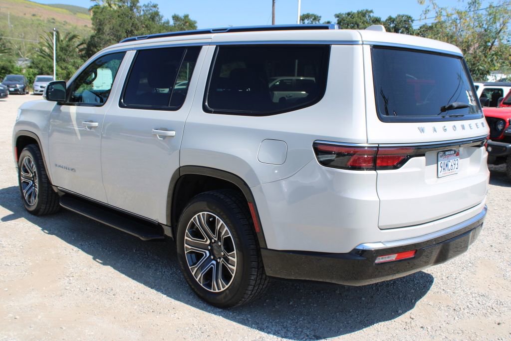 Used 2022 Jeep Wagoneer Series III w/ Flexible Seating Group image 6