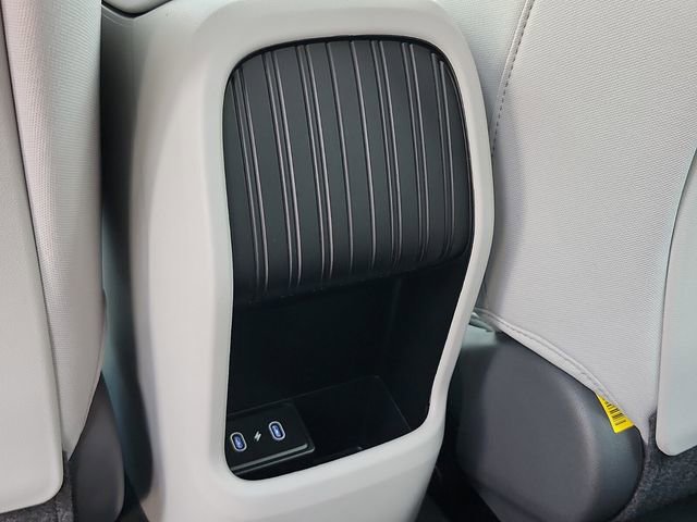 Certified 2024 Hyundai Kona SE image 15