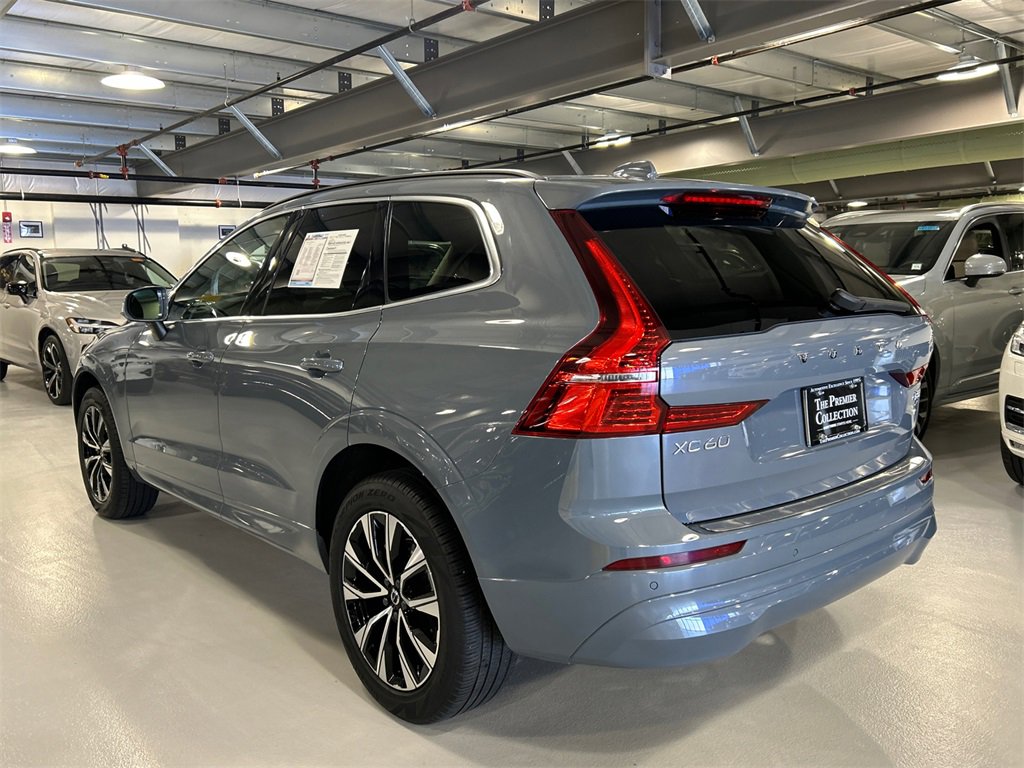 Certified 2023 Volvo XC60 B5 Core w/ Climate Package image 4