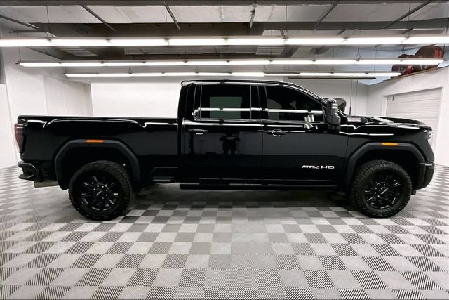 Used 2025 GMC Sierra 2500 AT4 w/ AT4 Premium Plus Package AWD/4WD image 15