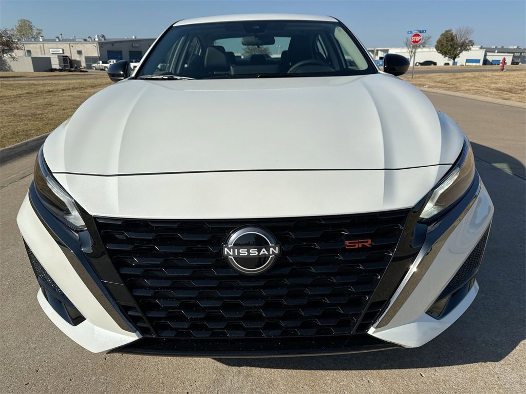 New 2025 Nissan Altima 2.5 SR w/ SR Premium Package image 10