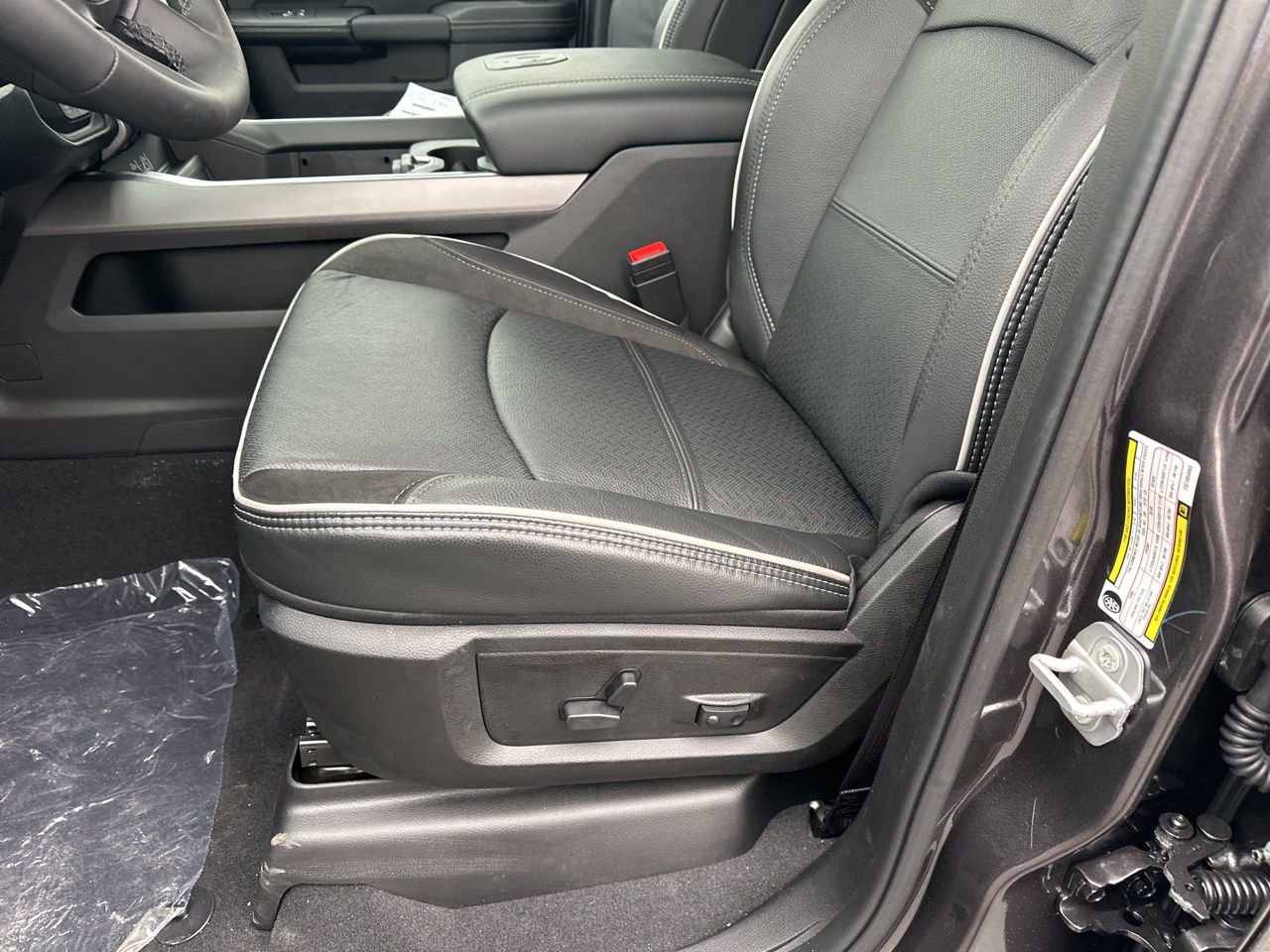 New 2026 RAM 3500 Laramie image 15