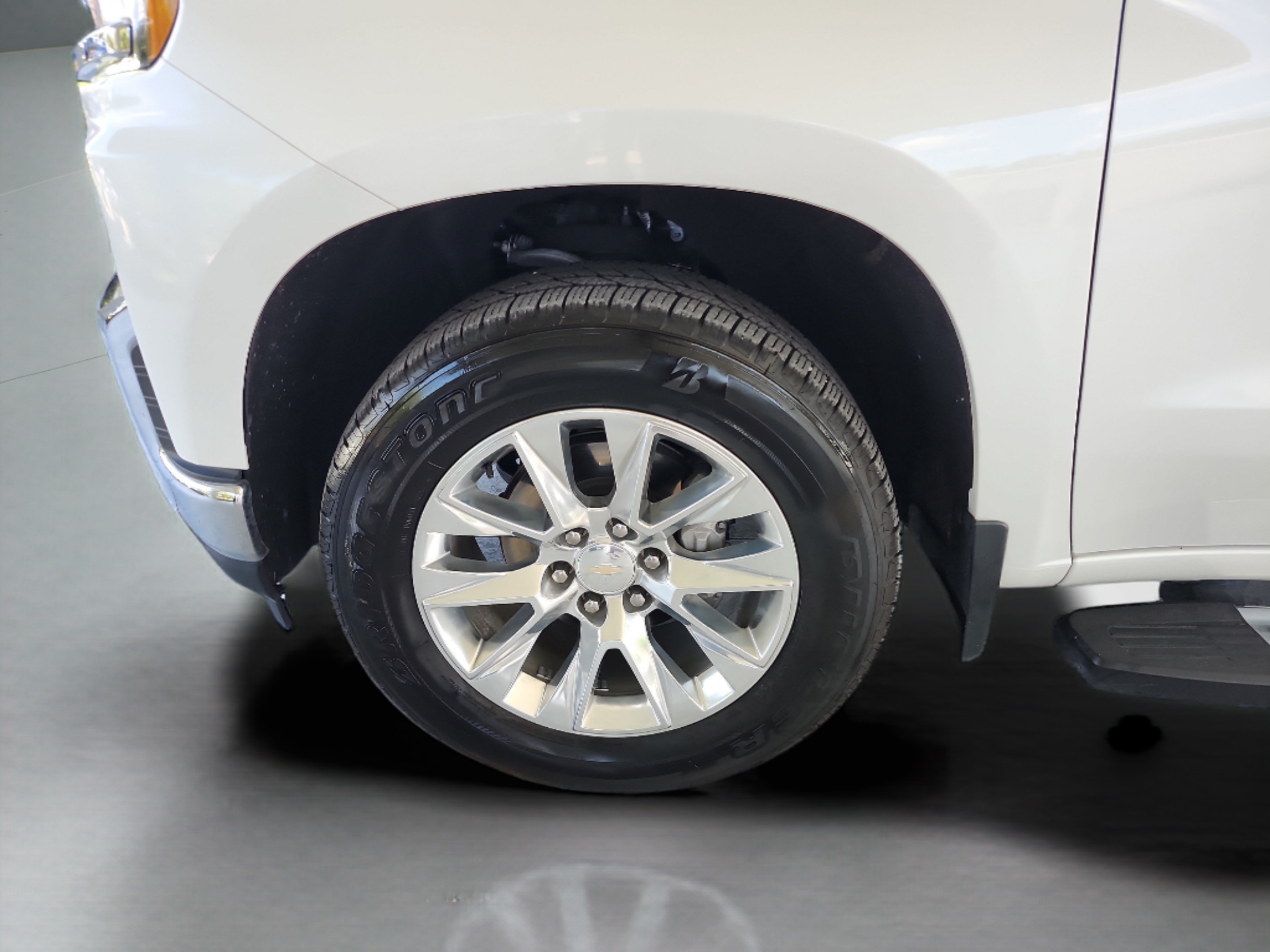Used 2022 Chevrolet Silverado 1500 LTZ w/ Safety Package II AWD/4WD image 28