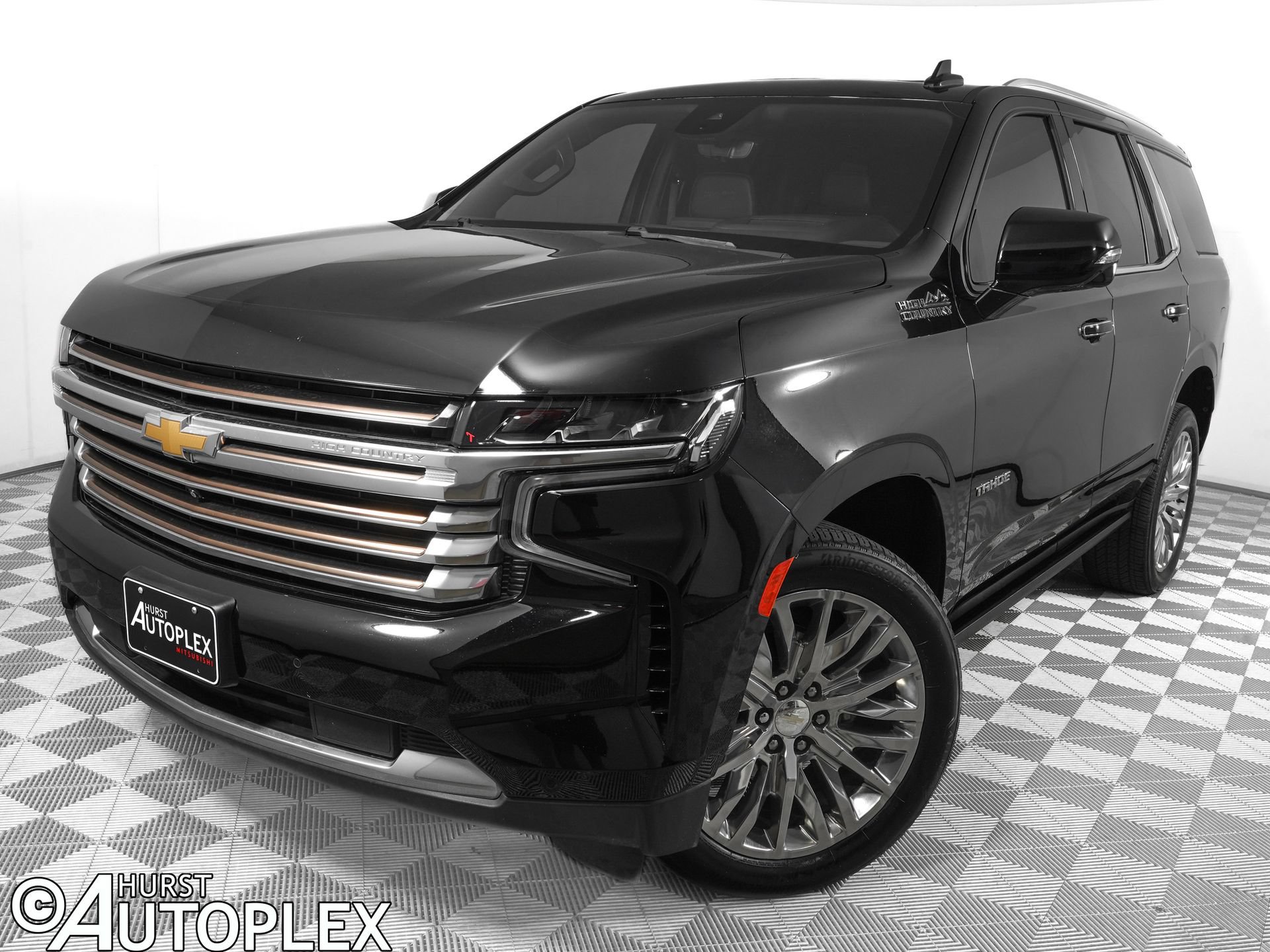 Used 2023 Chevrolet Tahoe High Country w/ Premium Package RWD image 1