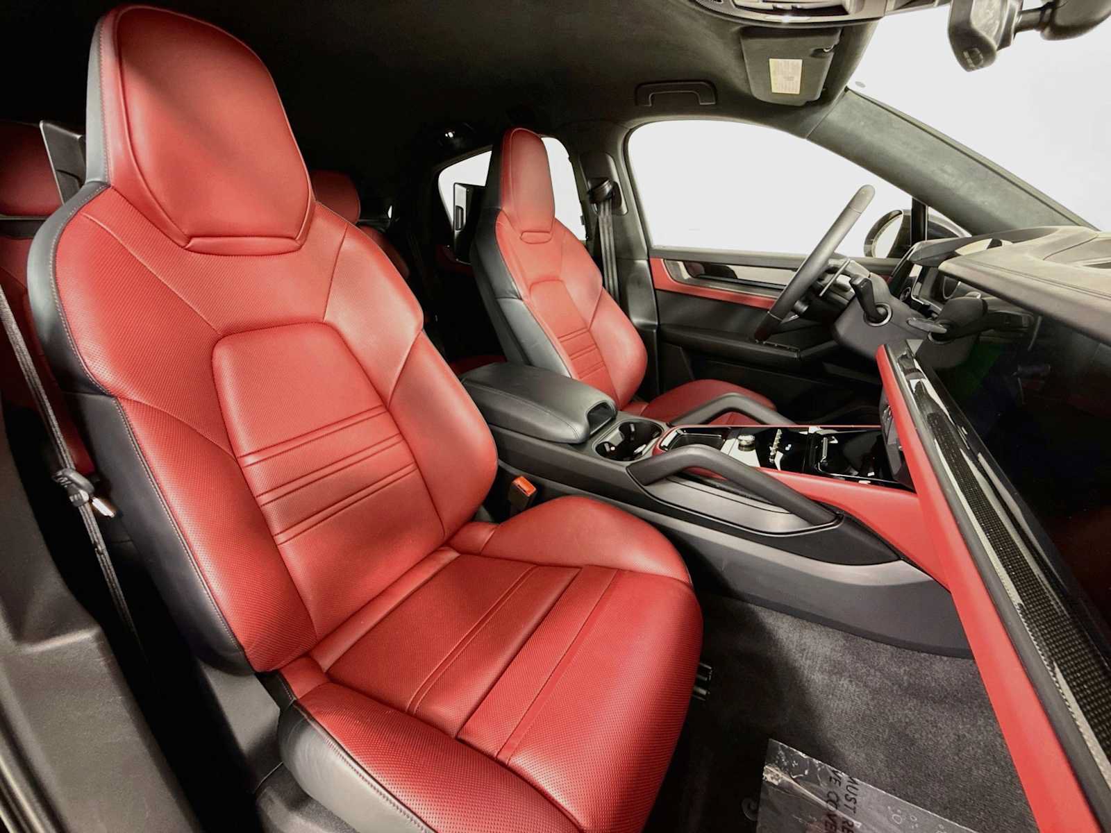 Certified 2024 Porsche Cayenne Turbo GT AWD/4WD image 29