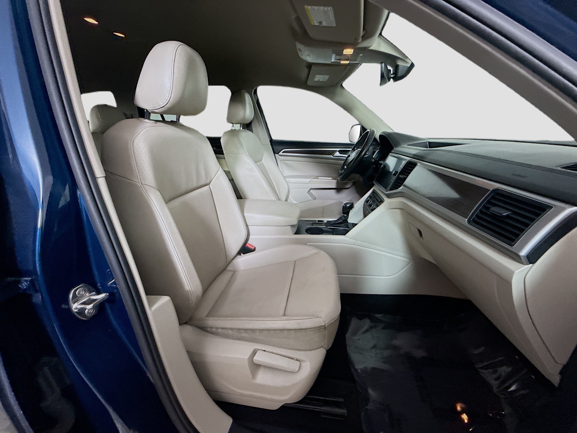 Used 2019 Volkswagen Atlas SE w/ Towing Package FWD image 28