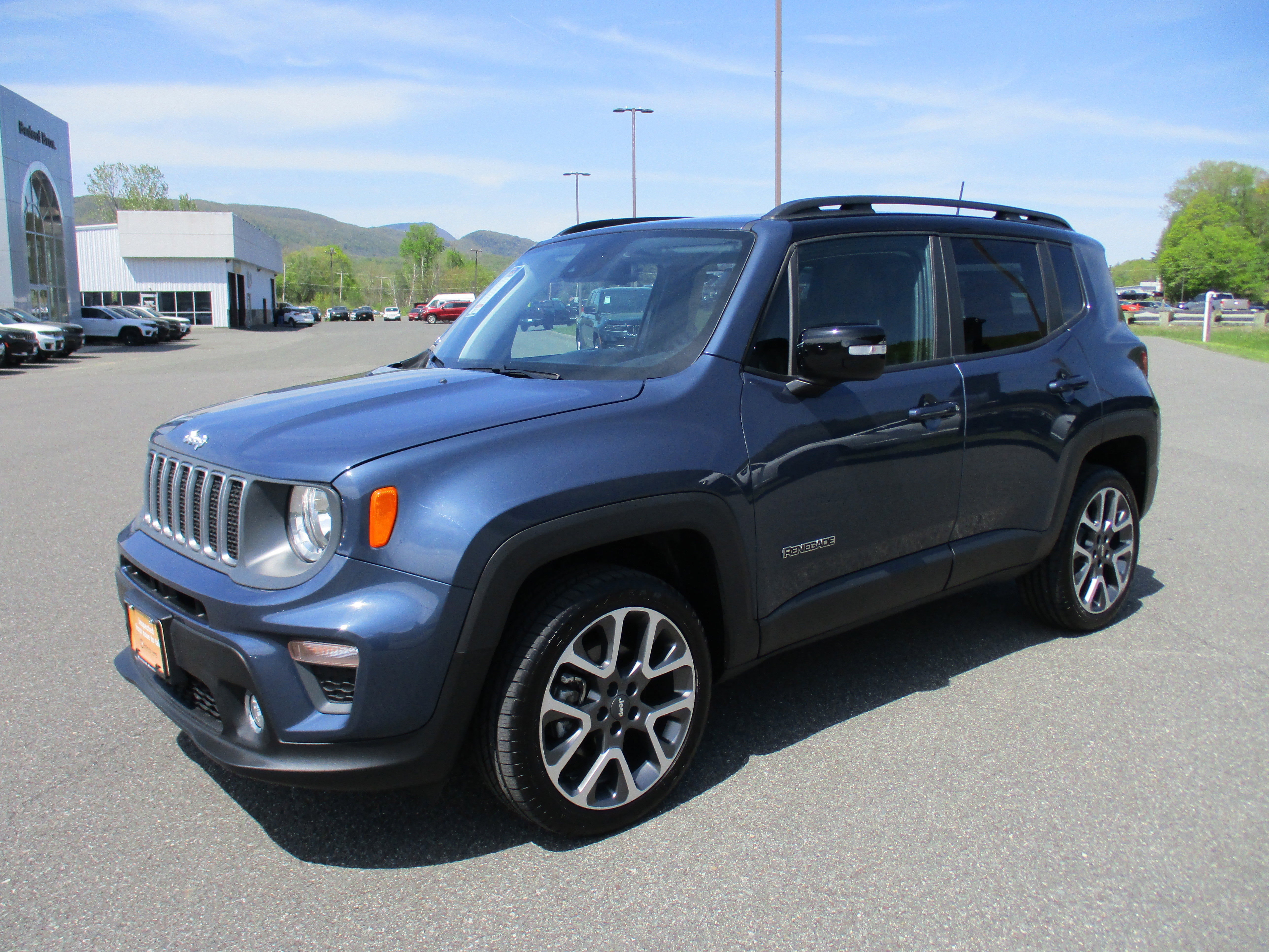 Certified 2022 Jeep Renegade Limited w/ Sun, Sound & Wheels Group
