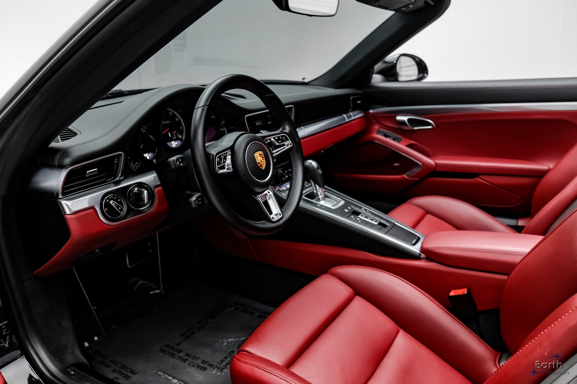 Used 2019 Porsche 911 Turbo image 38