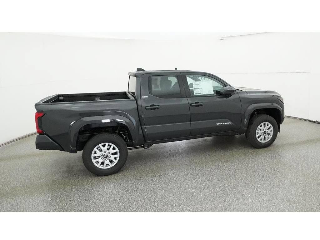 Used 2025 Toyota Tacoma SR5 RWD image 13