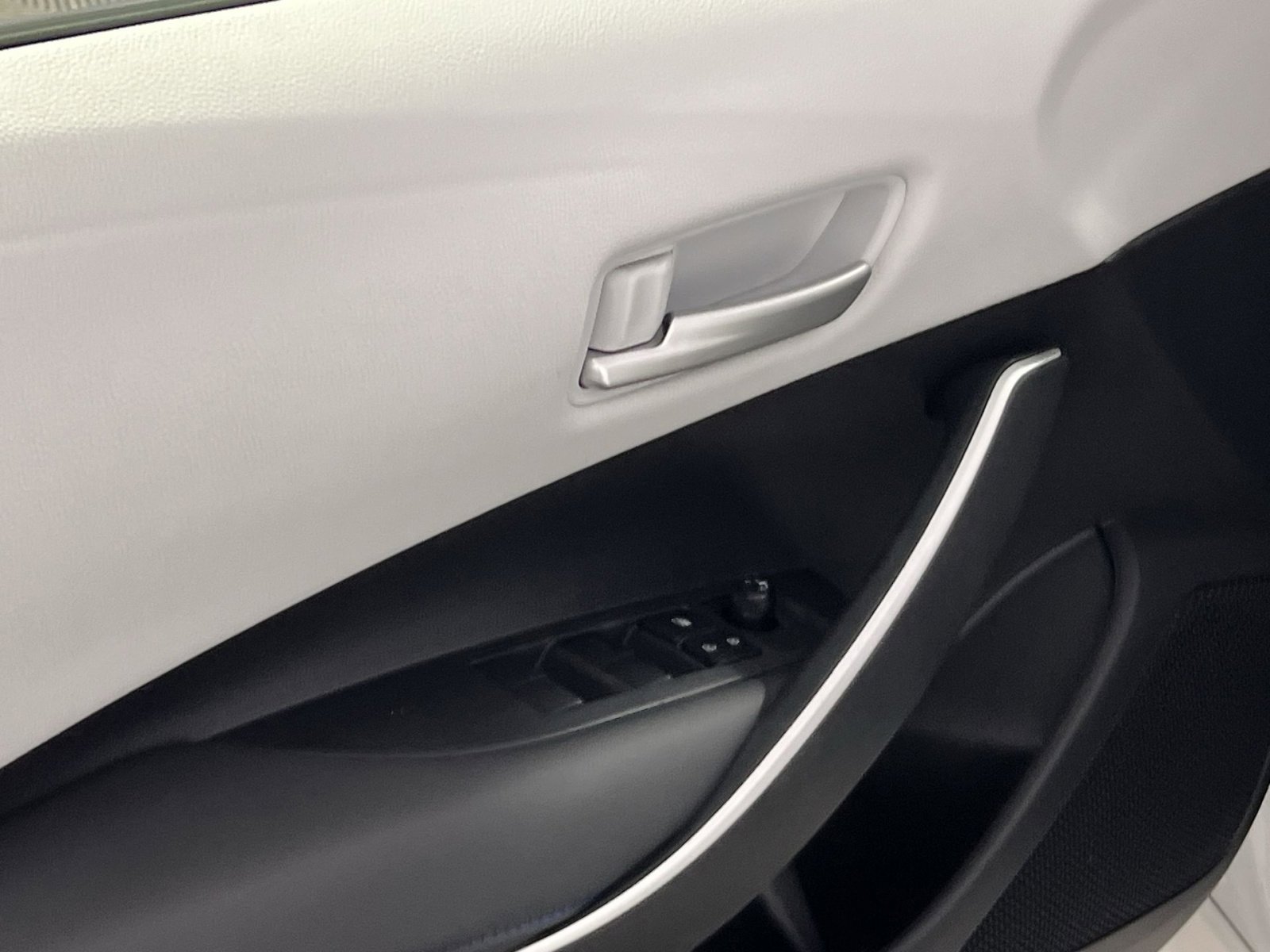 Used 2022 Toyota Corolla SE image 10