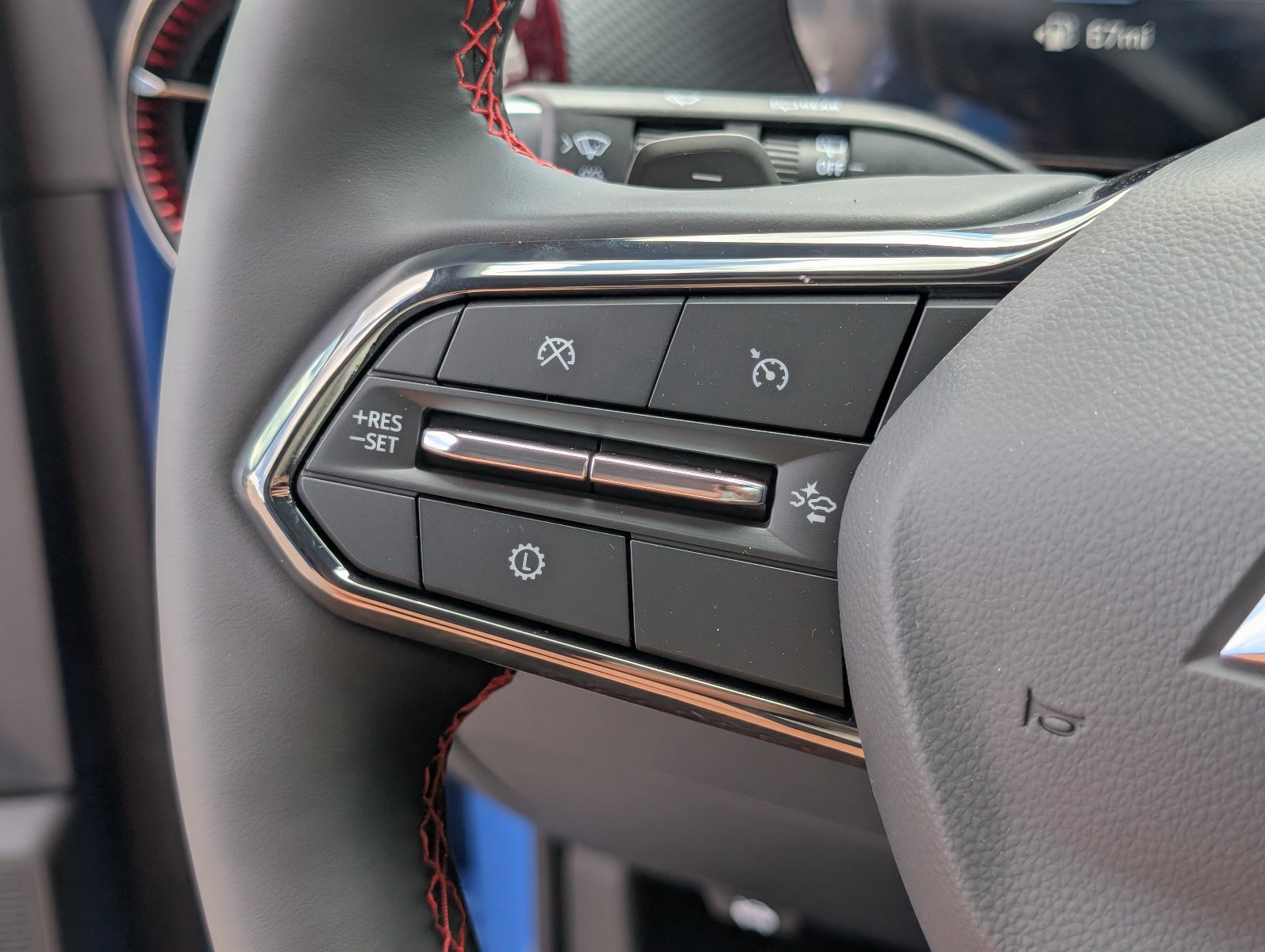 New 2027 Chevrolet Equinox RS w/ Safety and Technology Package FWD image 26