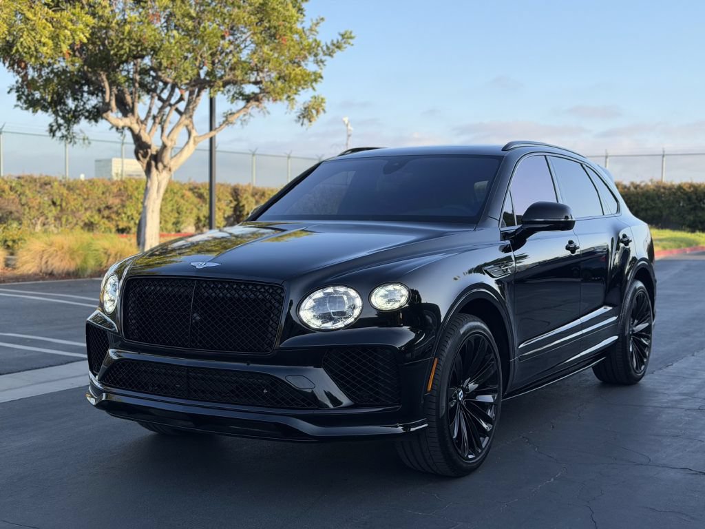 Used 2021 Bentley Bentayga Speed AWD/4WD image 14