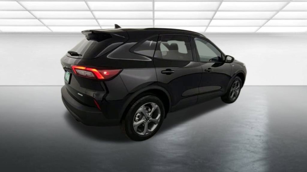 New 2026 Ford Escape ST-Line w/ Cold Weather Package AWD/4WD image 8