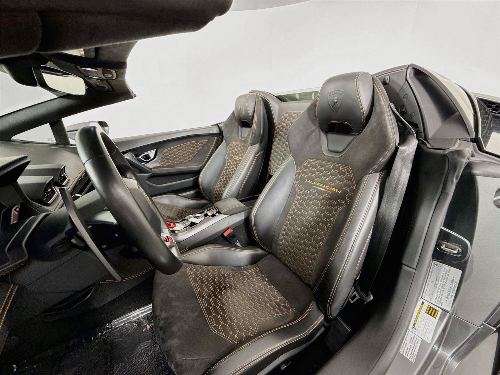 Used 2019 Lamborghini Huracan LP 580-2 RWD image 9
