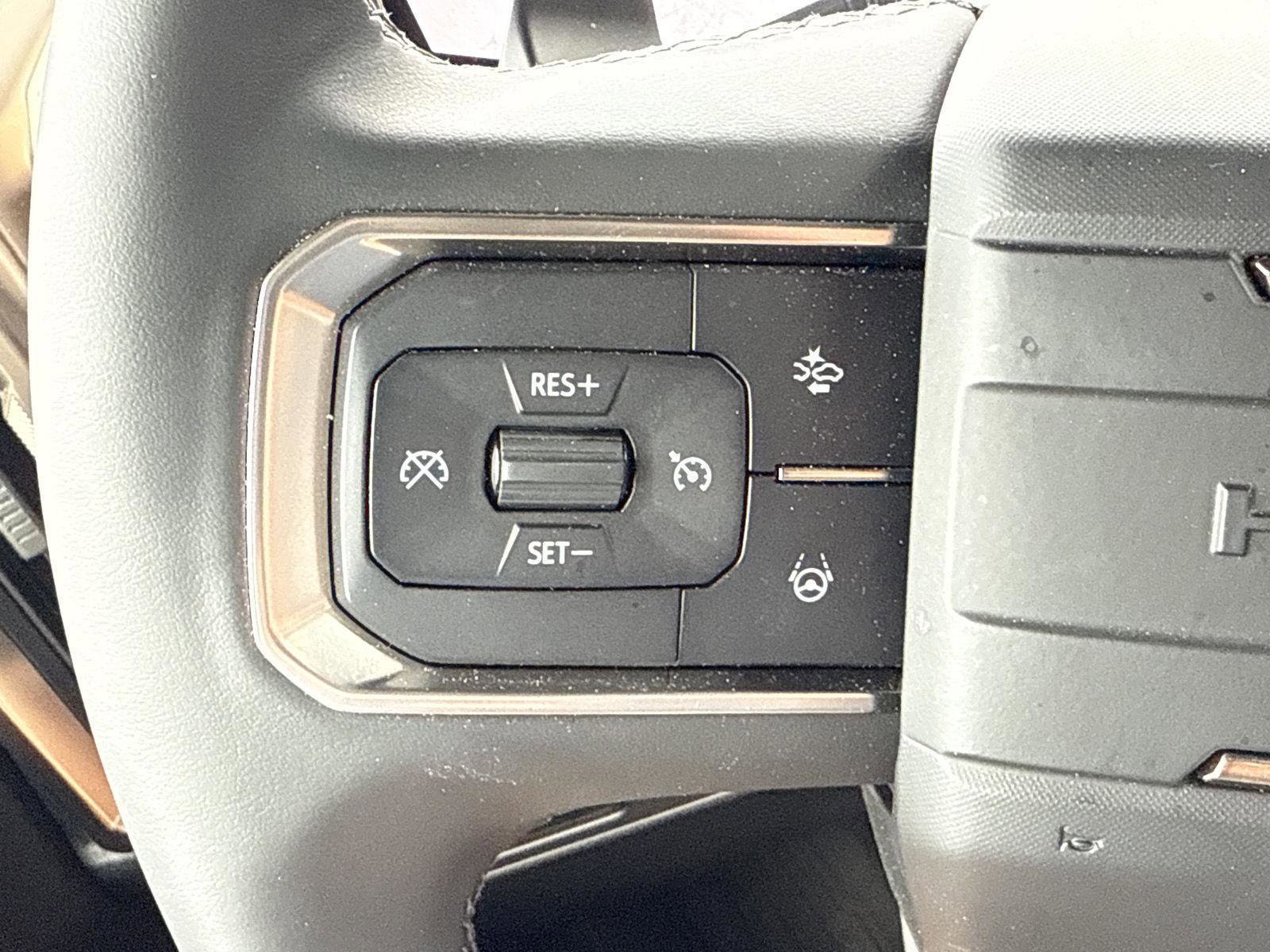 New 2025 GMC Hummer EV 3X w/ LPO, Dark Essentials Package image 43