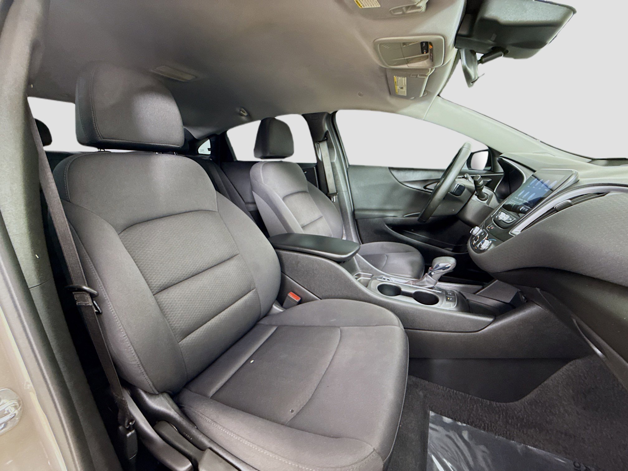 Used 2024 Chevrolet Malibu RS FWD image 25