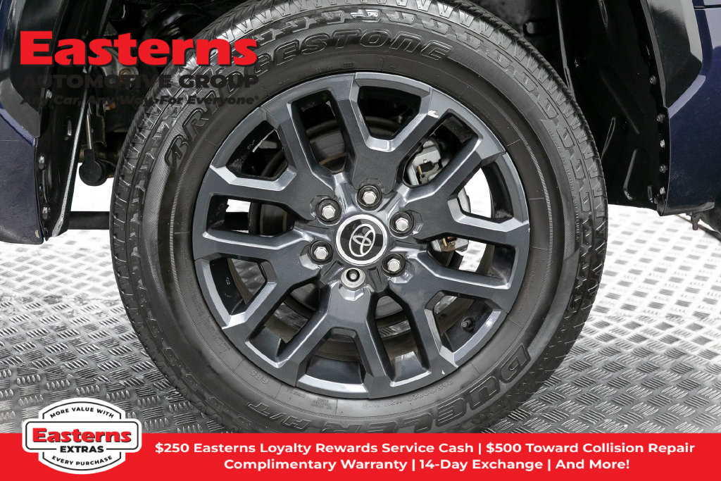 Used 2023 Toyota Tundra Platinum AWD/4WD image 37