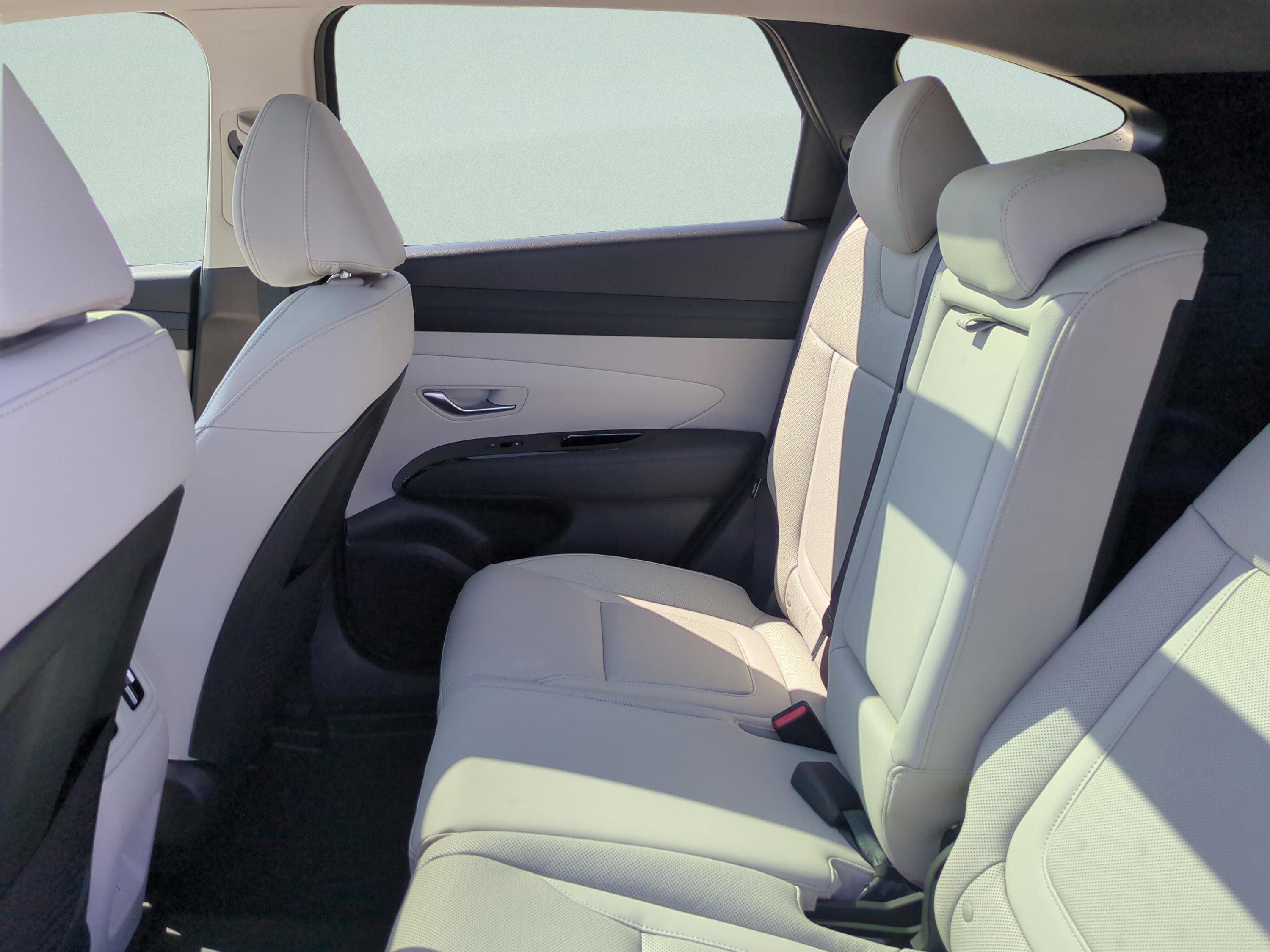 New 2026 Hyundai Tucson Limited image 18