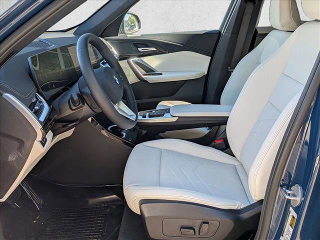New 2026 BMW X1 xDrive28i w/ Convenience Package AWD/4WD image 4