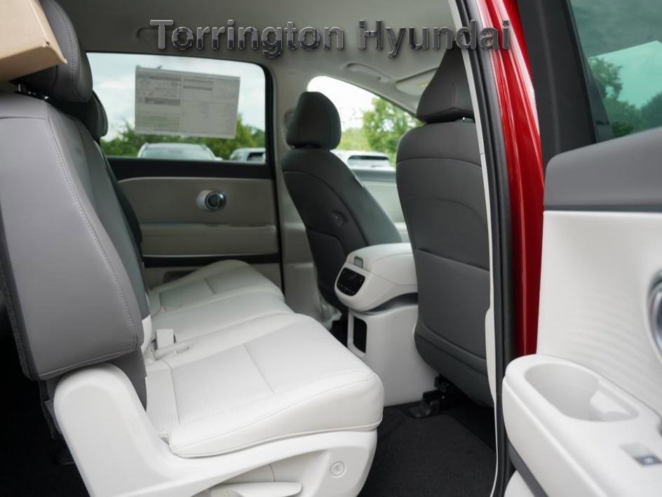 New 2026 Hyundai Ioniq 9 SEL image 11
