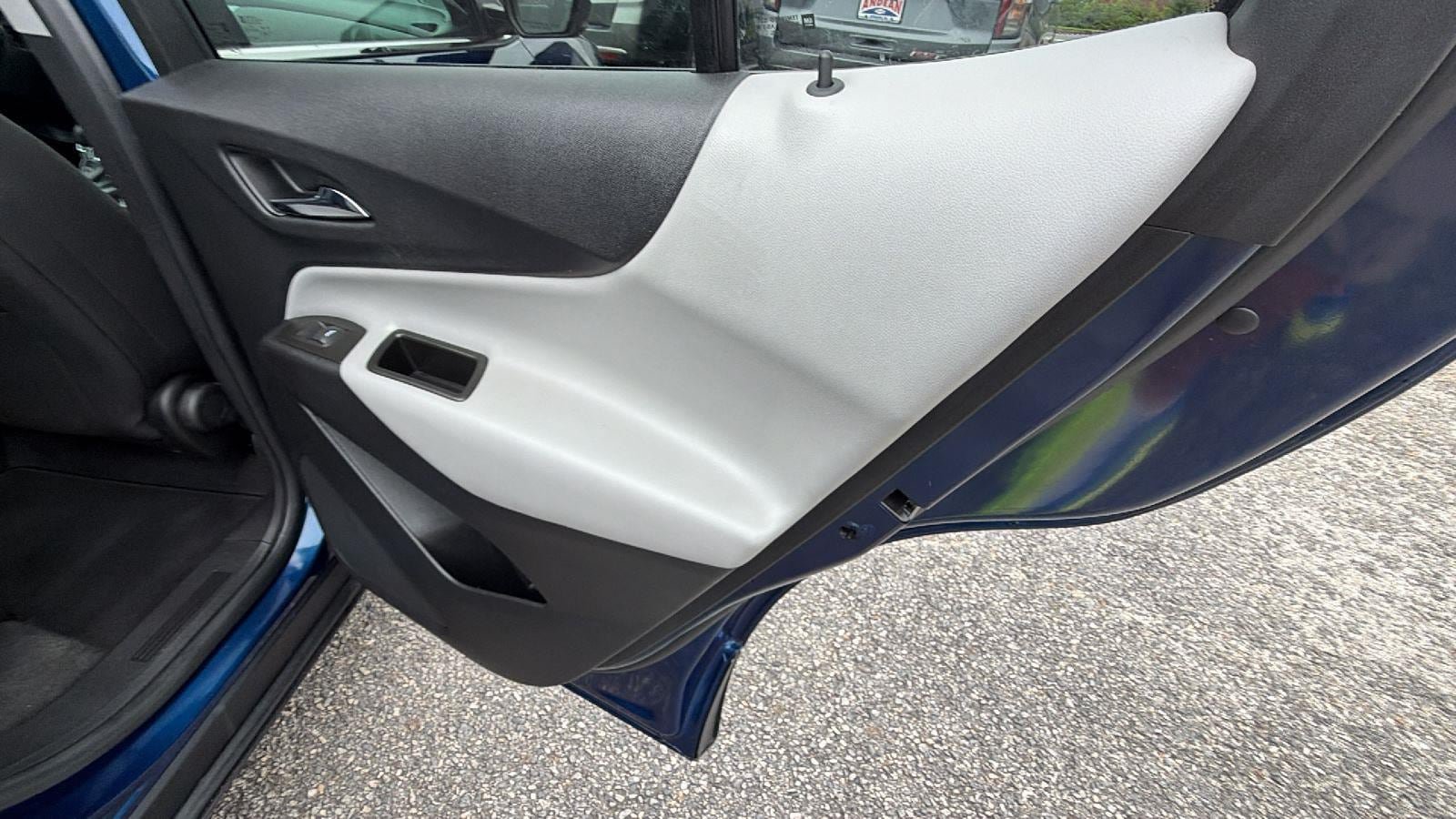 Used 2022 Chevrolet Equinox LT FWD image 18