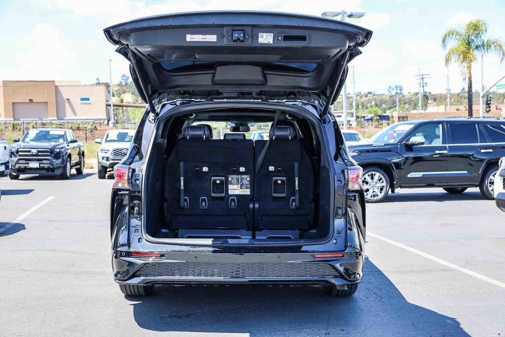 Certified 2023 Toyota Sienna XSE w/ XSE Plus Package AWD/4WD image 28