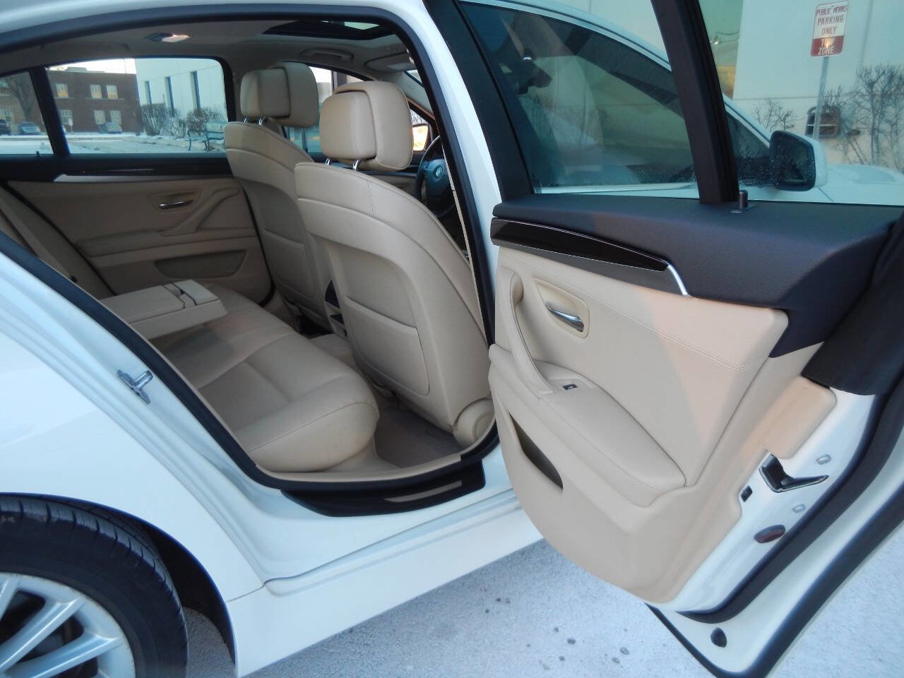 Used 2012 BMW 535i xDrive Sedan image 35