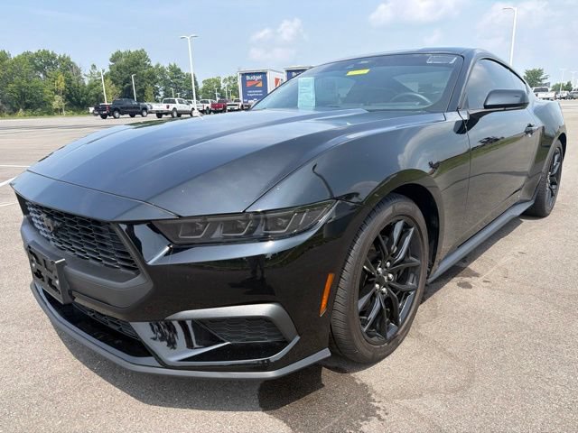 Certified 2024 Ford Mustang Coupe RWD image 2