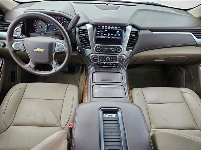 Used 2017 Chevrolet Suburban Premier RWD image 19