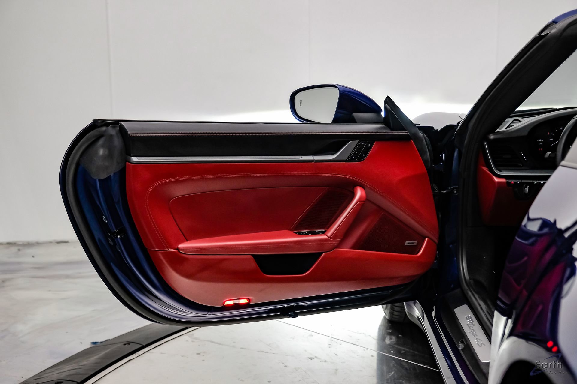 Used 2024 Porsche 911 Targa 4S image 90